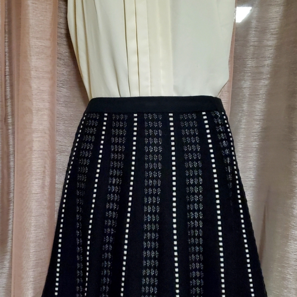 Machine Nitted Knee Length Skirt